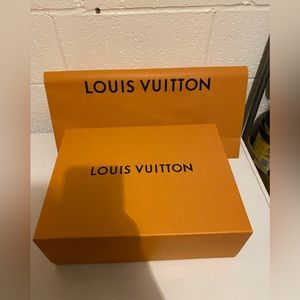 LV gift wrap set